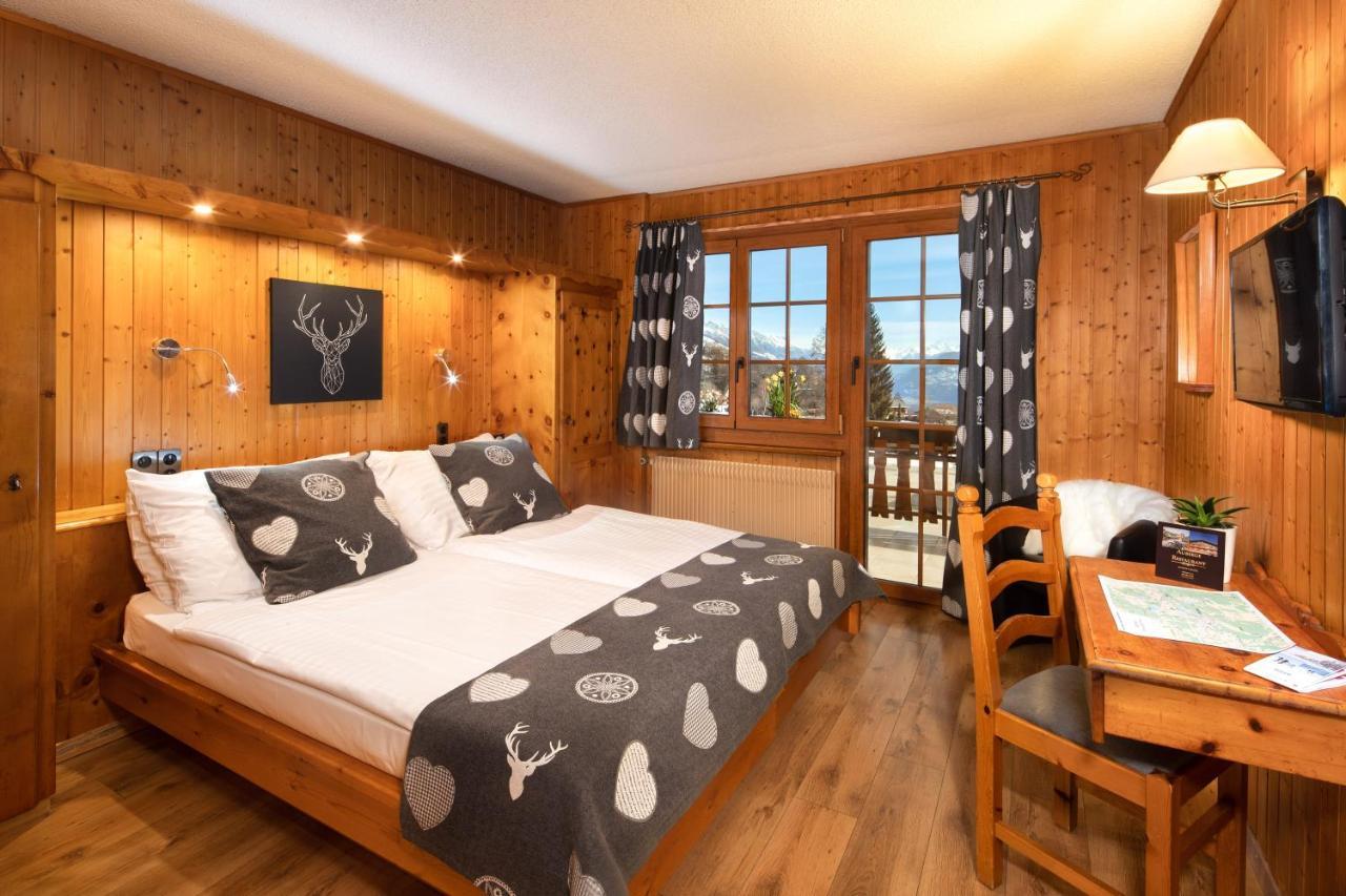 Familienzimmer mit Balkon